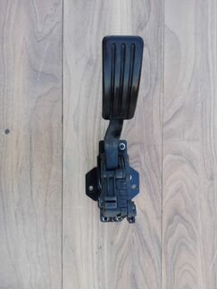 Педаль газа Renault Duster