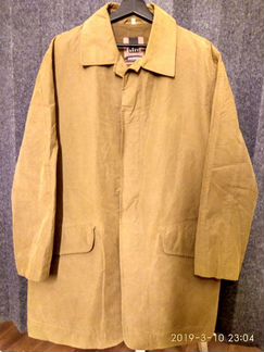 Плащ укороченный фирмы Him Jackets