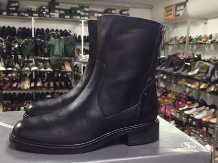 Ботинки женские 36р