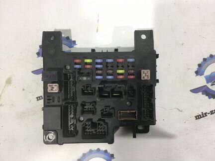 L8637001A Блок предохранителей Lancer 10