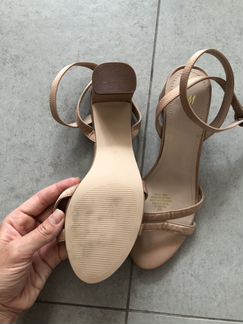 Сандалии HM