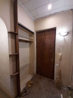 Дверь входная металлическая, сейфового типа