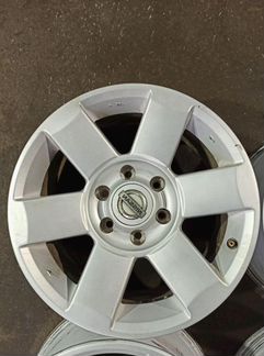 Диски бу оригинал R18 N на Nissan