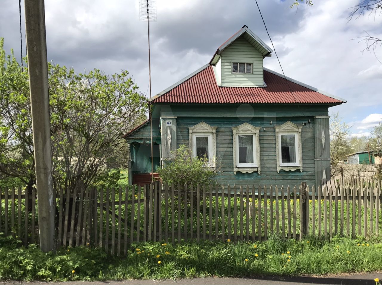 Дома в клину в деревне