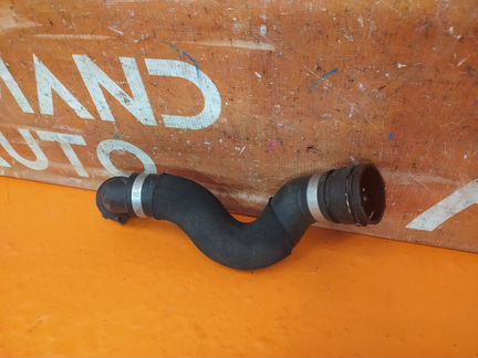 Шланг радиатора Audi Q8 1 2018-Нв