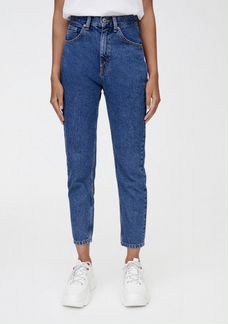 Джинсы mom fit