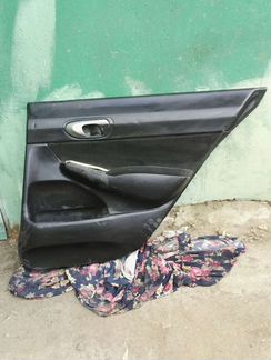 Обшивка двери Civic