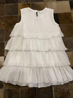 Нарядные 2 платья р.104