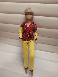 Куклы разные, лошадки