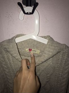 Свитер