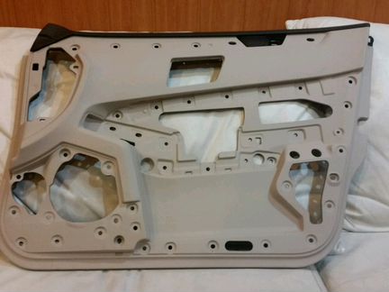 Дверь на мерседес-бенц w212