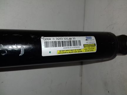 Амортизаторы задние Мерседес GLC идеал A2533201430