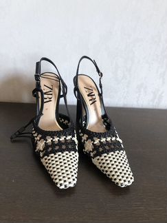 Босоножки Zara