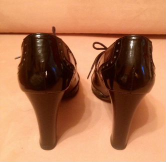 Туфли женские лаковые