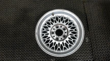 Оригинальные литые диски на BMW - 5 E34 R15