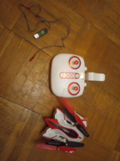 Отличный складной квадрокоптер syma x56w fpv