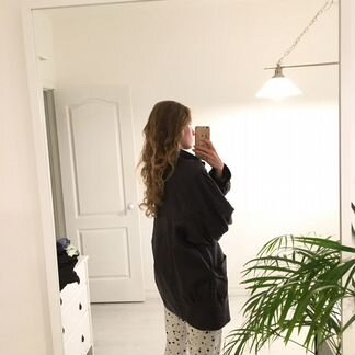 Кожаная куртка L