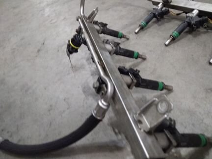 Топливная рампа BMW 5 E60 4.8 N62