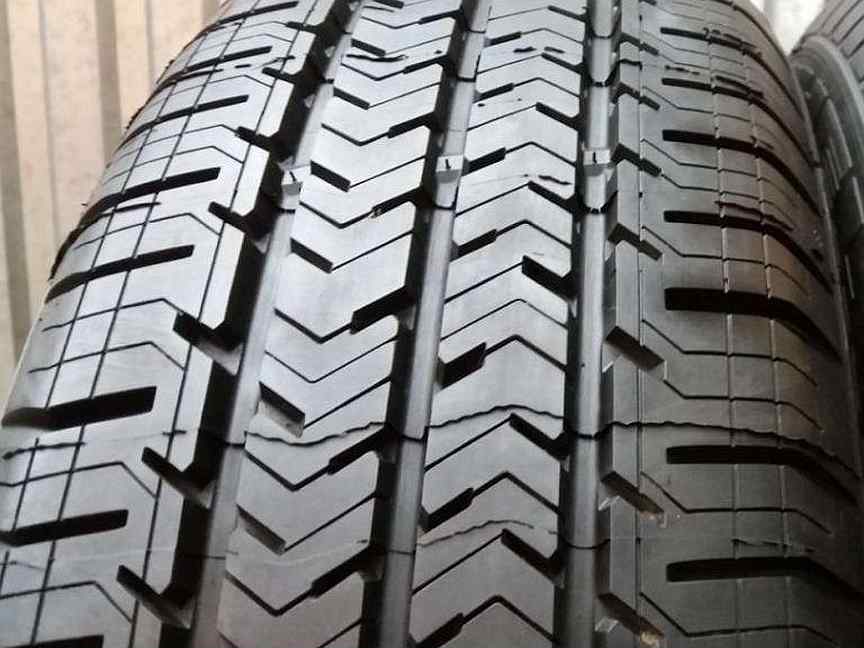 Michelin agilis 51 215 65 r16c