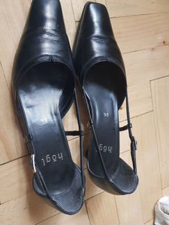 Продам женские туфли