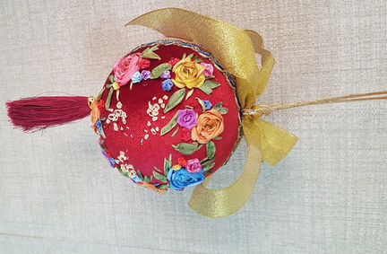 Новогодняя елочная игрушка ручной работы