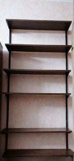 Шесть полок с плавающим креплением