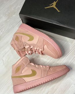 Кроссовки Nike Air Jordan 1 Mid SE Coral