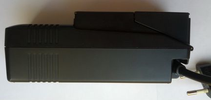 Зарядное устройство на 6Вольт Fuji AC-F81 +адаптер