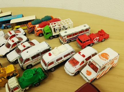 1/64 Японские модельки авто (оригинал, не китай)