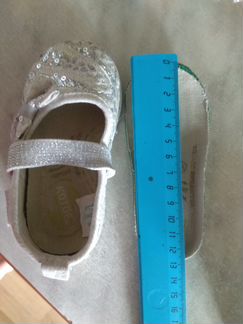 Туфли и сандалии для девочки 21 и 22 р-р