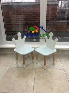 Стульчик корона голубого цвета