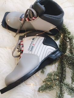 Лыжные ботинки р. 32