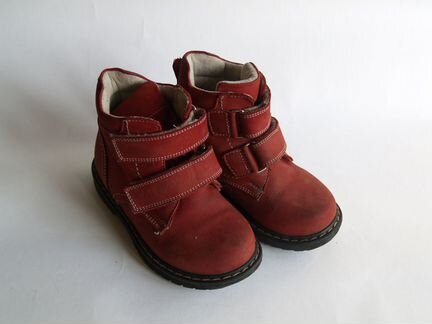 Ботинки для девочки