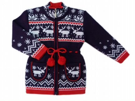 Детский свитер с оленями и снежинками