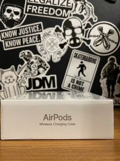 AirPods 2 Wireless Charging Case