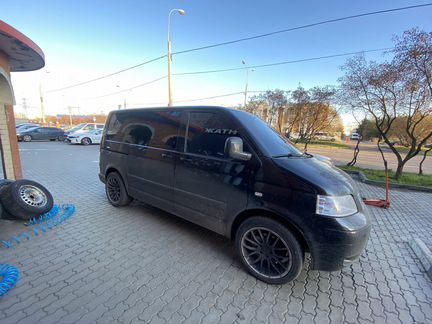 Volkswagen Multivan 2.5 AT, 2004, 303 000 км