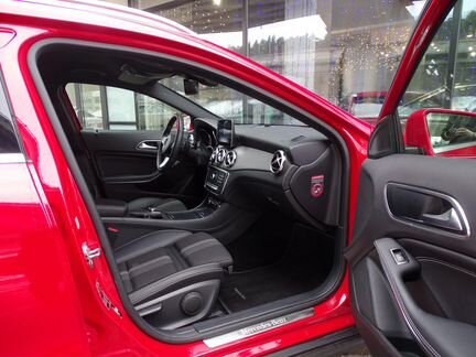 Mercedes-Benz GLA-класс 1.6 AMT, 2018, 42 150 км