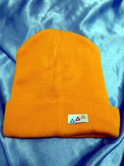 Шапка женская молодёжная текстиль лёгкая