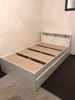Кровать с матрасом 120