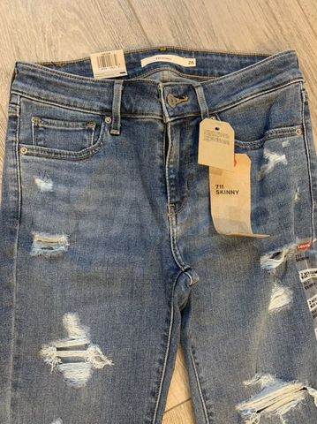 levis 710 711