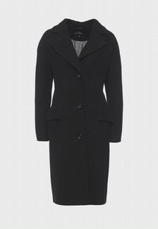 Чёрное пальто 