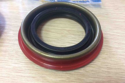 Сальник привода Hyundai Solaris 1