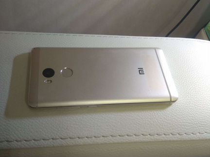 Телефон Xiaomi redmi 4pro