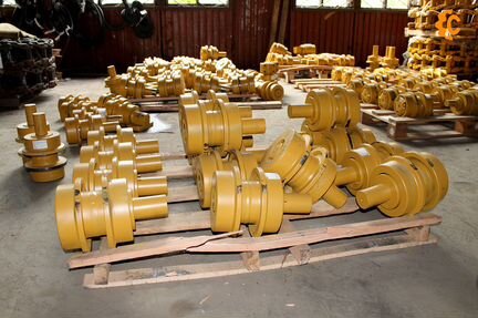 Каток поддерживающий(вал 55 мм) для DX225LCA