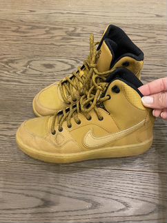 Nike кроссовки 38 размер