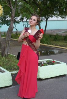 Платье вечернее