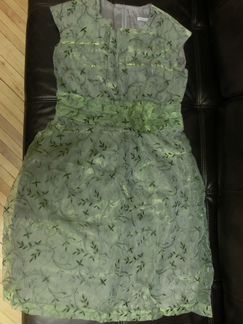 Платье праздничное новое