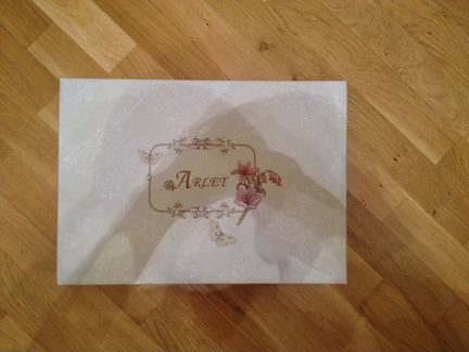 Коробка от постельного белья