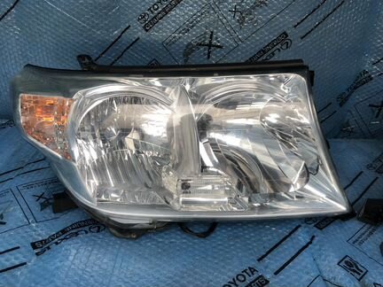 Фара Toyota Land Cruiser 200