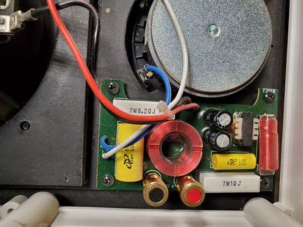 Cabasse встраиваемая акустика